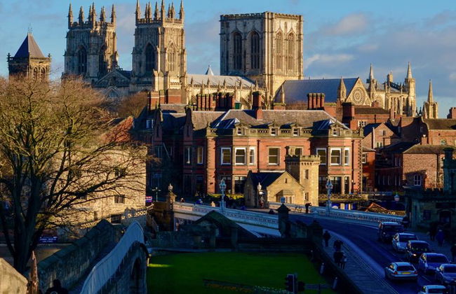 Travel Curious: York's Landmarks and Hidden Gems - Private Walking Tour - Photo 5